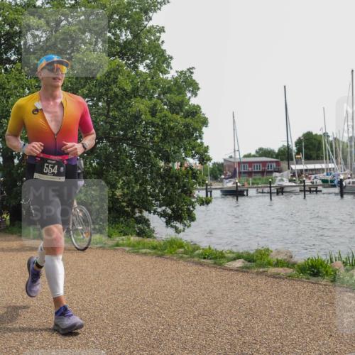 22.06.2025 - Viking Triathlon KatJ http://msf.ph/oto/8129821 22.06.2025 13:58:32 Laufen 372, 554 meine-sportfotos.de