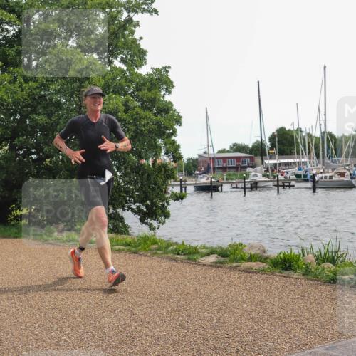 22.06.2025 - Viking Triathlon KatJ http://msf.ph/oto/8129874 22.06.2025 13:58:57 Laufen 171, 234 meine-sportfotos.de
