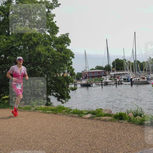 22.06.2025 - Viking Triathlon KatJ http://msf.ph/oto/8129918 22.06.2025 13:59:05 Laufen 287, 298 meine-sportfotos.de