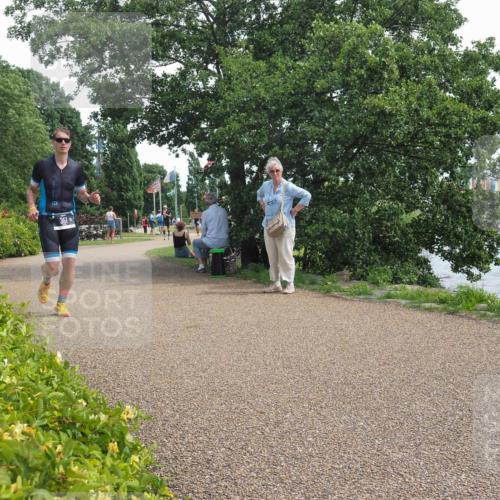 22.06.2025 - Viking Triathlon KatJ http://msf.ph/oto/8129957 22.06.2025 13:59:27 Laufen 351 meine-sportfotos.de