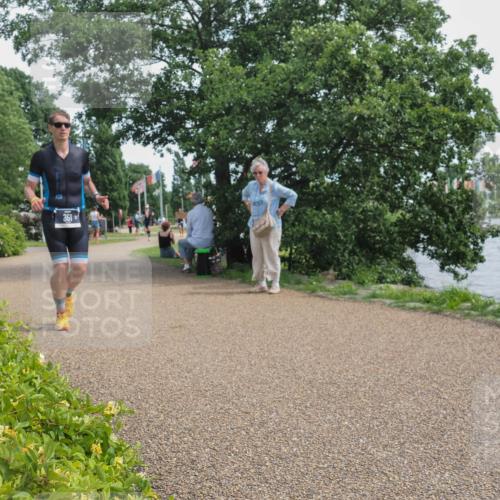 22.06.2025 - Viking Triathlon KatJ http://msf.ph/oto/8129963 22.06.2025 13:59:27 Laufen 351 meine-sportfotos.de