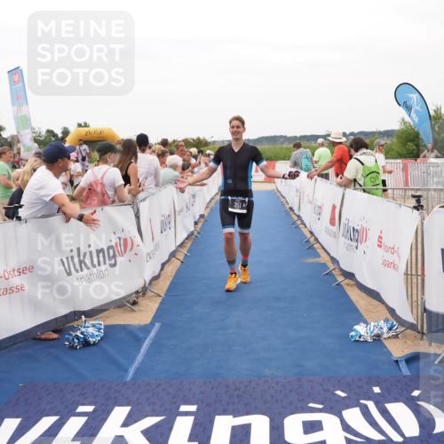 22.06.2025 - Viking Triathlon MichiJ http://msf.ph/oto/8130025 22.06.2025 15:29:53 Ziel 351 meine-sportfotos.de