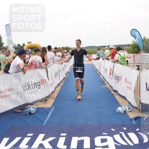 22.06.2025 - Viking Triathlon MichiJ http://msf.ph/oto/8130026 22.06.2025 15:29:53 Ziel 351 meine-sportfotos.de