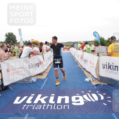 22.06.2025 - Viking Triathlon MichiJ http://msf.ph/oto/8130039 22.06.2025 15:29:54 Ziel 351 meine-sportfotos.de