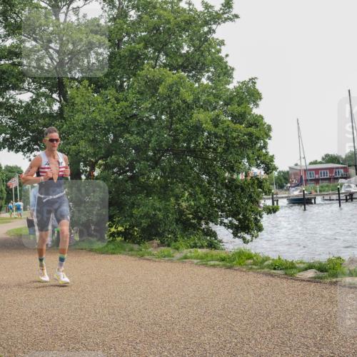 22.06.2025 - Viking Triathlon KatJ http://msf.ph/oto/8130042 22.06.2025 14:00:04 Laufen 340 meine-sportfotos.de
