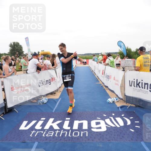 22.06.2025 - Viking Triathlon MichiJ http://msf.ph/oto/8130043 22.06.2025 15:29:54 Ziel 351 meine-sportfotos.de