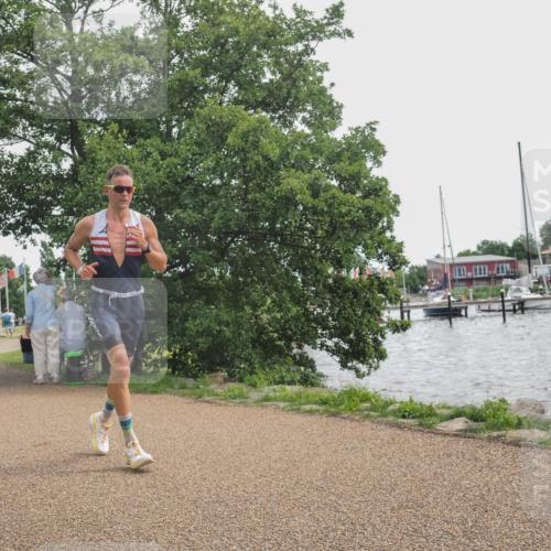 22.06.2025 - Viking Triathlon KatJ http://msf.ph/oto/8130048 22.06.2025 14:00:04 Laufen 340 meine-sportfotos.de