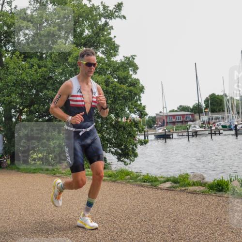 22.06.2025 - Viking Triathlon KatJ http://msf.ph/oto/8130055 22.06.2025 14:00:05 Laufen 340 meine-sportfotos.de