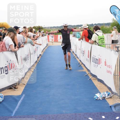 22.06.2025 - Viking Triathlon MichiJ http://msf.ph/oto/8130092 22.06.2025 15:30:05 Ziel 433 meine-sportfotos.de