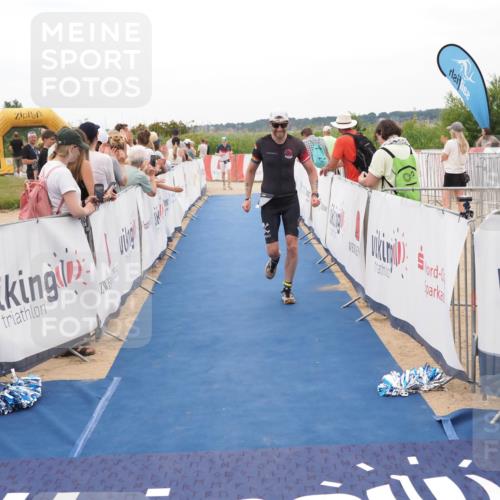 22.06.2025 - Viking Triathlon MichiJ http://msf.ph/oto/8130097 22.06.2025 15:30:05 Ziel 433 meine-sportfotos.de