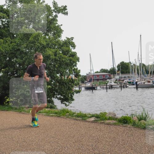 22.06.2025 - Viking Triathlon KatJ http://msf.ph/oto/8130112 22.06.2025 14:00:28 Laufen 222 meine-sportfotos.de