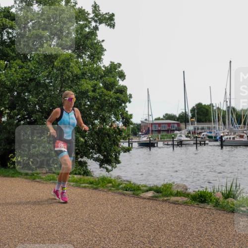22.06.2025 - Viking Triathlon KatJ http://msf.ph/oto/8130125 22.06.2025 14:00:38 Laufen 605 meine-sportfotos.de