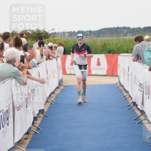 22.06.2025 - Viking Triathlon MichiJ http://msf.ph/oto/8130134 22.06.2025 15:30:09 Ziel 217, 433 meine-sportfotos.de