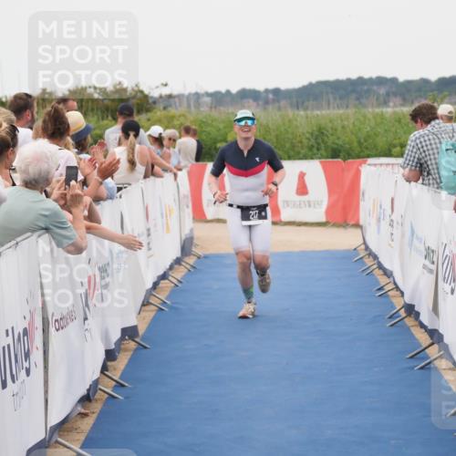 22.06.2025 - Viking Triathlon MichiJ http://msf.ph/oto/8130139 22.06.2025 15:30:10 Ziel 217, 433 meine-sportfotos.de