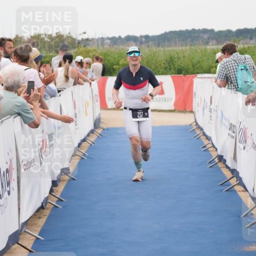 22.06.2025 - Viking Triathlon MichiJ http://msf.ph/oto/8130152 22.06.2025 15:30:10 Ziel 217, 433 meine-sportfotos.de
