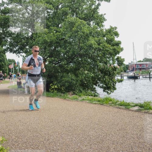 22.06.2025 - Viking Triathlon KatJ http://msf.ph/oto/8130153 22.06.2025 14:00:46 Laufen 76 meine-sportfotos.de