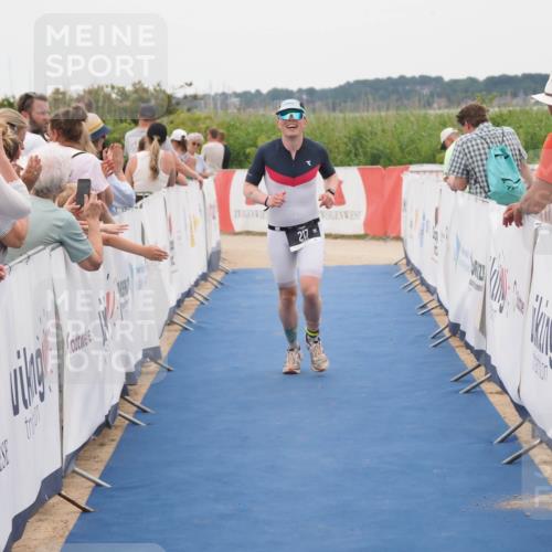 22.06.2025 - Viking Triathlon MichiJ http://msf.ph/oto/8130154 22.06.2025 15:30:10 Ziel 217, 433 meine-sportfotos.de