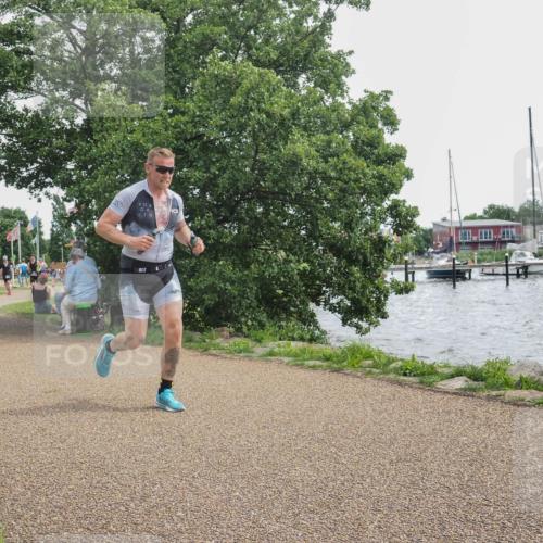 22.06.2025 - Viking Triathlon KatJ http://msf.ph/oto/8130157 22.06.2025 14:00:47 Laufen 76 meine-sportfotos.de