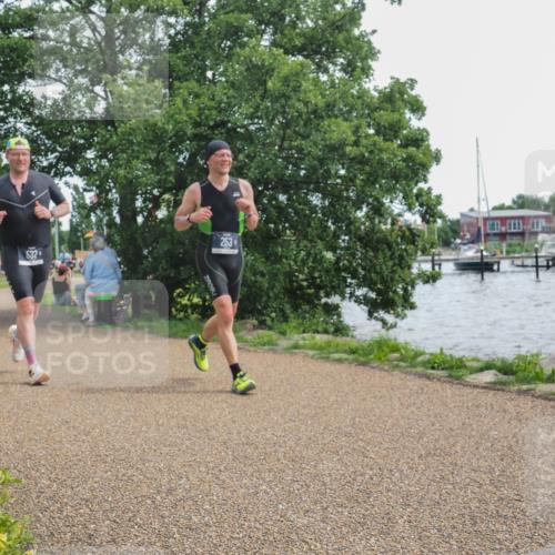 22.06.2025 - Viking Triathlon KatJ http://msf.ph/oto/8130200 22.06.2025 14:00:56 Laufen 99, 253, 532 meine-sportfotos.de