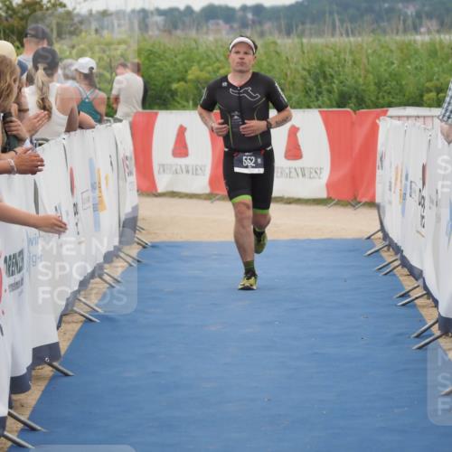 22.06.2025 - Viking Triathlon MichiJ http://msf.ph/oto/8130220 22.06.2025 15:30:21 Ziel 552 meine-sportfotos.de