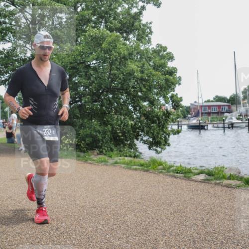 22.06.2025 - Viking Triathlon KatJ http://msf.ph/oto/8130233 22.06.2025 14:01:00 Laufen 232 meine-sportfotos.de