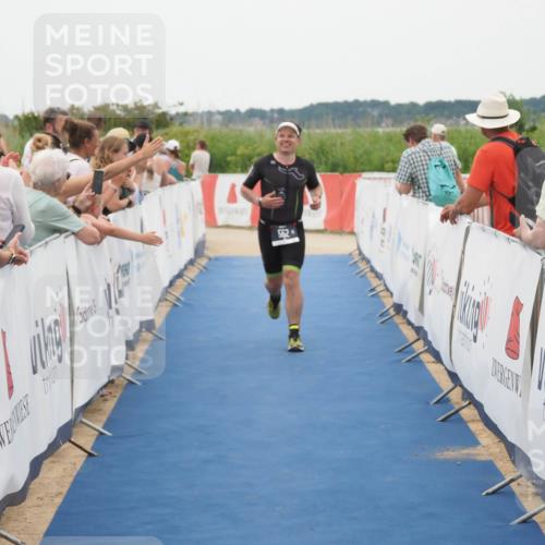 22.06.2025 - Viking Triathlon MichiJ http://msf.ph/oto/8130248 22.06.2025 15:30:23 Ziel 552 meine-sportfotos.de