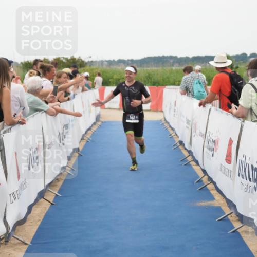 22.06.2025 - Viking Triathlon MichiJ http://msf.ph/oto/8130254 22.06.2025 15:30:23 Ziel 552 meine-sportfotos.de