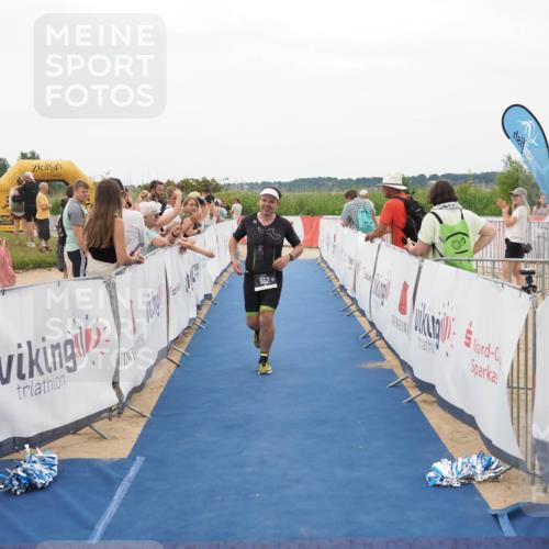 22.06.2025 - Viking Triathlon MichiJ http://msf.ph/oto/8130275 22.06.2025 15:30:24 Ziel 552 meine-sportfotos.de