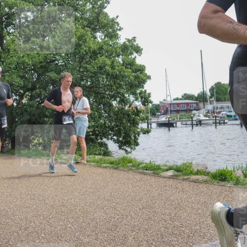 22.06.2025 - Viking Triathlon KatJ http://msf.ph/oto/8130282 22.06.2025 14:01:21 Laufen 189, 266, 304 meine-sportfotos.de