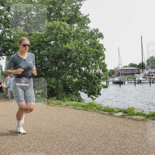 22.06.2025 - Viking Triathlon KatJ http://msf.ph/oto/8130288 22.06.2025 14:01:59 Laufen 247 meine-sportfotos.de