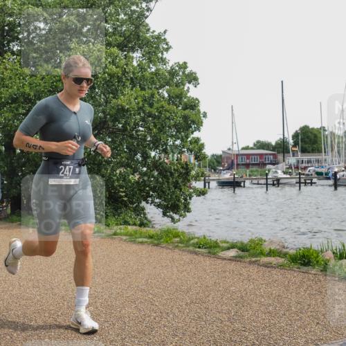 22.06.2025 - Viking Triathlon KatJ http://msf.ph/oto/8130291 22.06.2025 14:01:59 Laufen 247 meine-sportfotos.de
