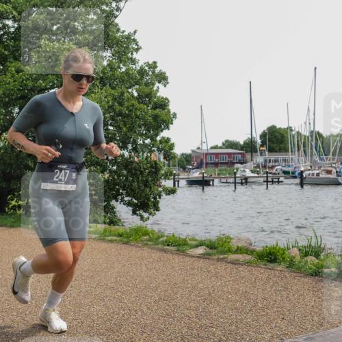 22.06.2025 - Viking Triathlon KatJ http://msf.ph/oto/8130293 22.06.2025 14:01:59 Laufen 247 meine-sportfotos.de