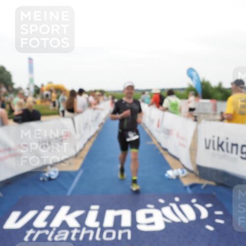 22.06.2025 - Viking Triathlon MichiJ http://msf.ph/oto/8130296 22.06.2025 15:30:26 Ziel 552 meine-sportfotos.de