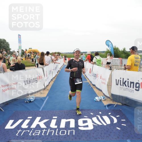 22.06.2025 - Viking Triathlon MichiJ http://msf.ph/oto/8130298 22.06.2025 15:30:26 Ziel 552 meine-sportfotos.de