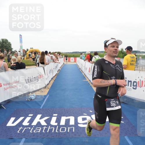 22.06.2025 - Viking Triathlon MichiJ http://msf.ph/oto/8130312 22.06.2025 15:30:27 Ziel 314, 552 meine-sportfotos.de