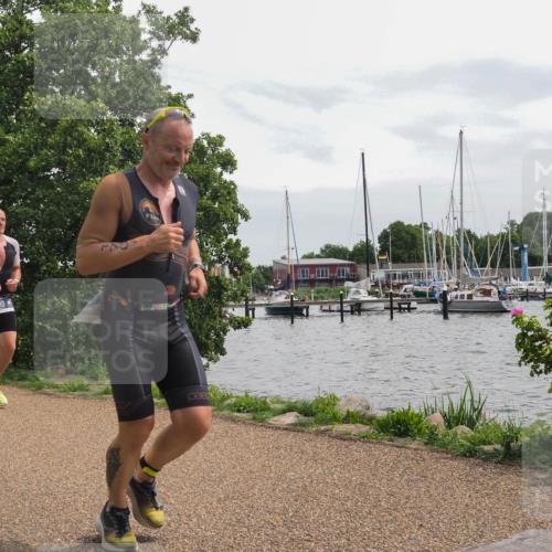 22.06.2025 - Viking Triathlon KatJ http://msf.ph/oto/8130317 22.06.2025 14:02:12 Laufen 110, 162, 170 meine-sportfotos.de