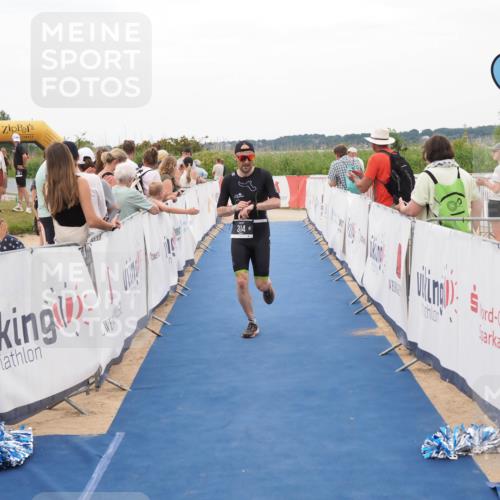22.06.2025 - Viking Triathlon MichiJ http://msf.ph/oto/8130332 22.06.2025 15:30:33 Ziel 314 meine-sportfotos.de