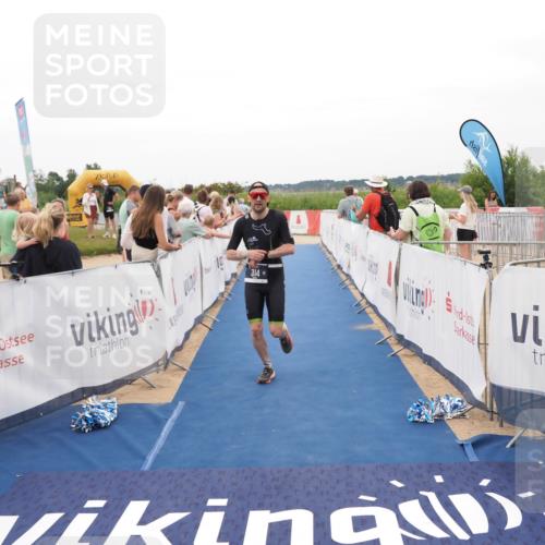 22.06.2025 - Viking Triathlon MichiJ http://msf.ph/oto/8130344 22.06.2025 15:30:33 Ziel 314 meine-sportfotos.de