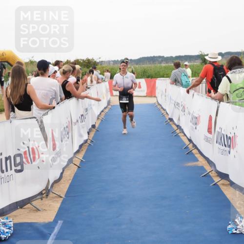 22.06.2025 - Viking Triathlon MichiJ http://msf.ph/oto/8130383 22.06.2025 15:30:43 Ziel 50, 386 meine-sportfotos.de
