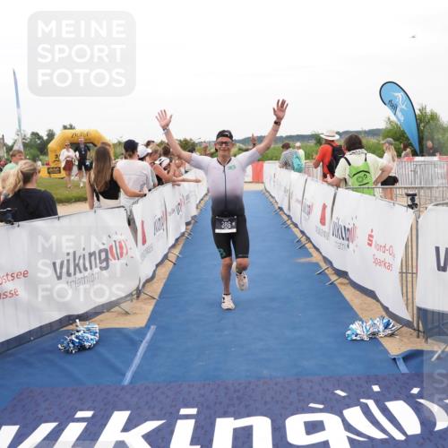 22.06.2025 - Viking Triathlon MichiJ http://msf.ph/oto/8130425 22.06.2025 15:30:45 Ziel 50, 386 meine-sportfotos.de
