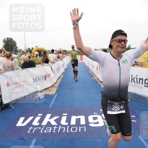 22.06.2025 - Viking Triathlon MichiJ http://msf.ph/oto/8130449 22.06.2025 15:30:47 Ziel 50, 386 meine-sportfotos.de