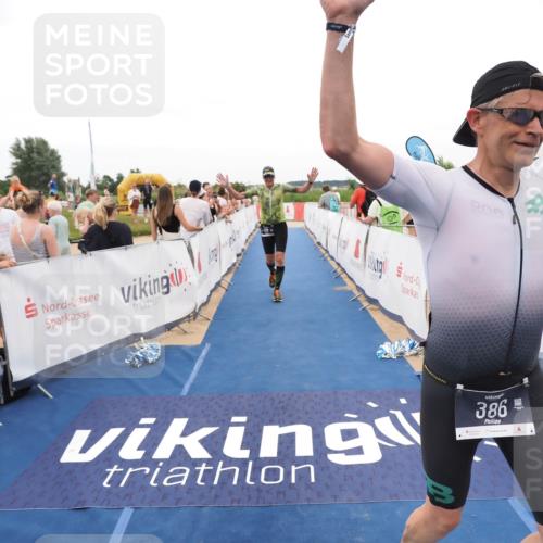 22.06.2025 - Viking Triathlon MichiJ http://msf.ph/oto/8130451 22.06.2025 15:30:47 Ziel 50, 386 meine-sportfotos.de