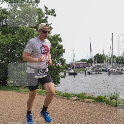 22.06.2025 - Viking Triathlon KatJ http://msf.ph/oto/8130466 22.06.2025 14:02:48 Laufen 97, 152, 241, 657 meine-sportfotos.de