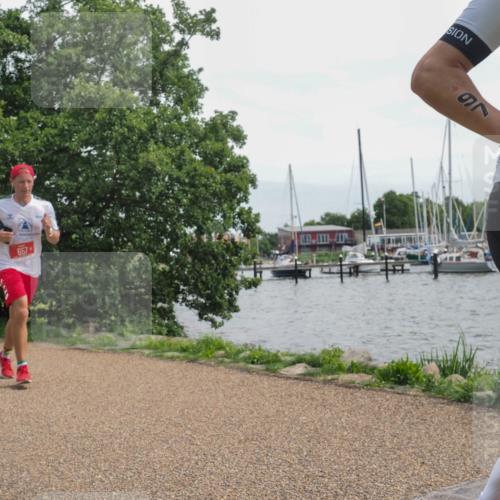 22.06.2025 - Viking Triathlon KatJ http://msf.ph/oto/8130483 22.06.2025 14:02:50 Laufen 97, 241, 386, 657 meine-sportfotos.de