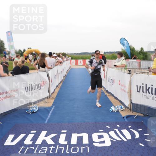 22.06.2025 - Viking Triathlon MichiJ http://msf.ph/oto/8130519 22.06.2025 15:31:05 Ziel 269 meine-sportfotos.de