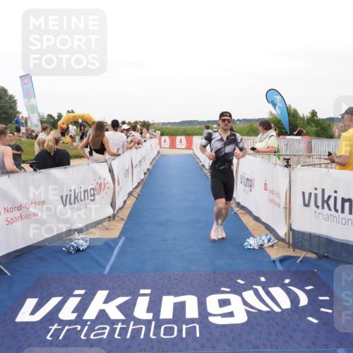 22.06.2025 - Viking Triathlon MichiJ http://msf.ph/oto/8130521 22.06.2025 15:31:05 Ziel 269 meine-sportfotos.de