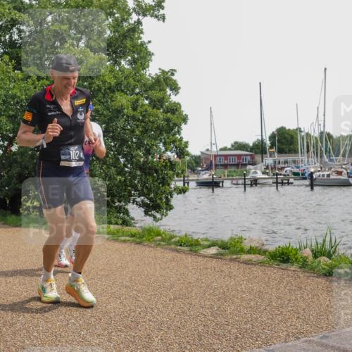 22.06.2025 - Viking Triathlon KatJ http://msf.ph/oto/8130545 22.06.2025 14:03:09 Laufen 102, 415 meine-sportfotos.de