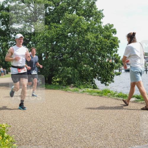 22.06.2025 - Viking Triathlon KatJ http://msf.ph/oto/8130579 22.06.2025 14:03:42 Laufen 384, 658 meine-sportfotos.de