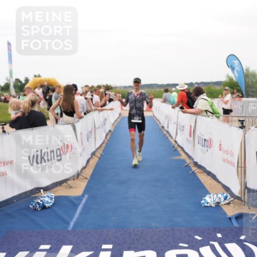 22.06.2025 - Viking Triathlon MichiJ http://msf.ph/oto/8130581 22.06.2025 15:31:19 Ziel 500 meine-sportfotos.de
