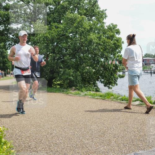 22.06.2025 - Viking Triathlon KatJ http://msf.ph/oto/8130582 22.06.2025 14:03:42 Laufen 384, 658 meine-sportfotos.de